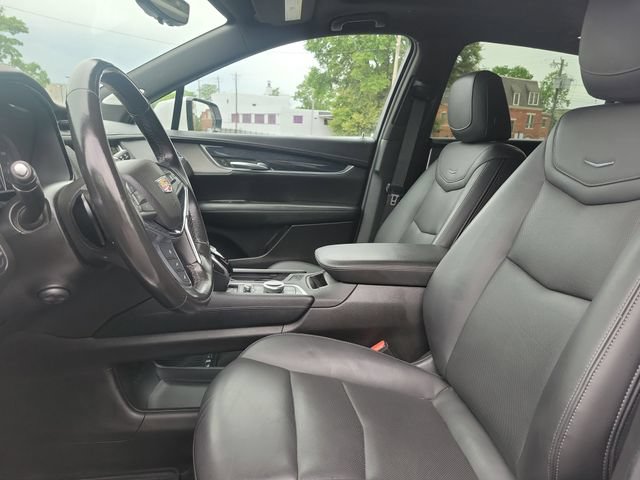 Certified 2022 Cadillac XT5 Premium Luxury w/ Technology Package AWD/4WD image 22