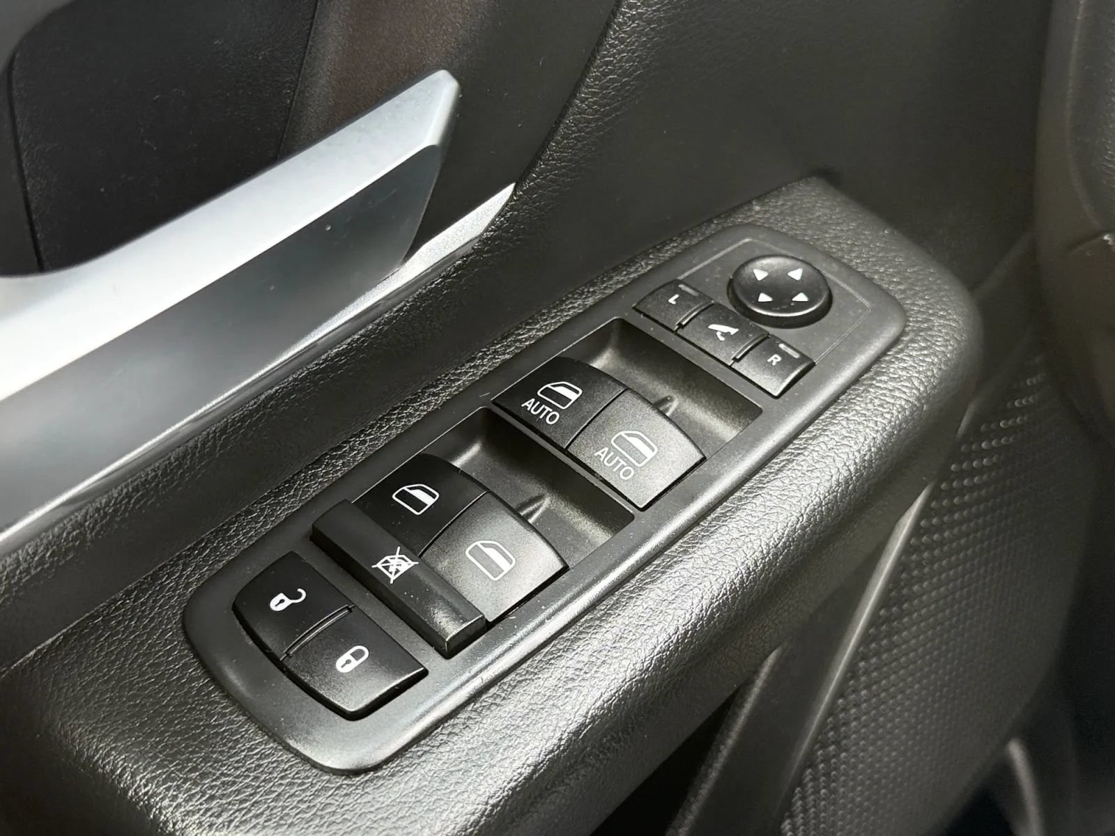 Used 2019 RAM 1500 Big Horn AWD/4WD image 40