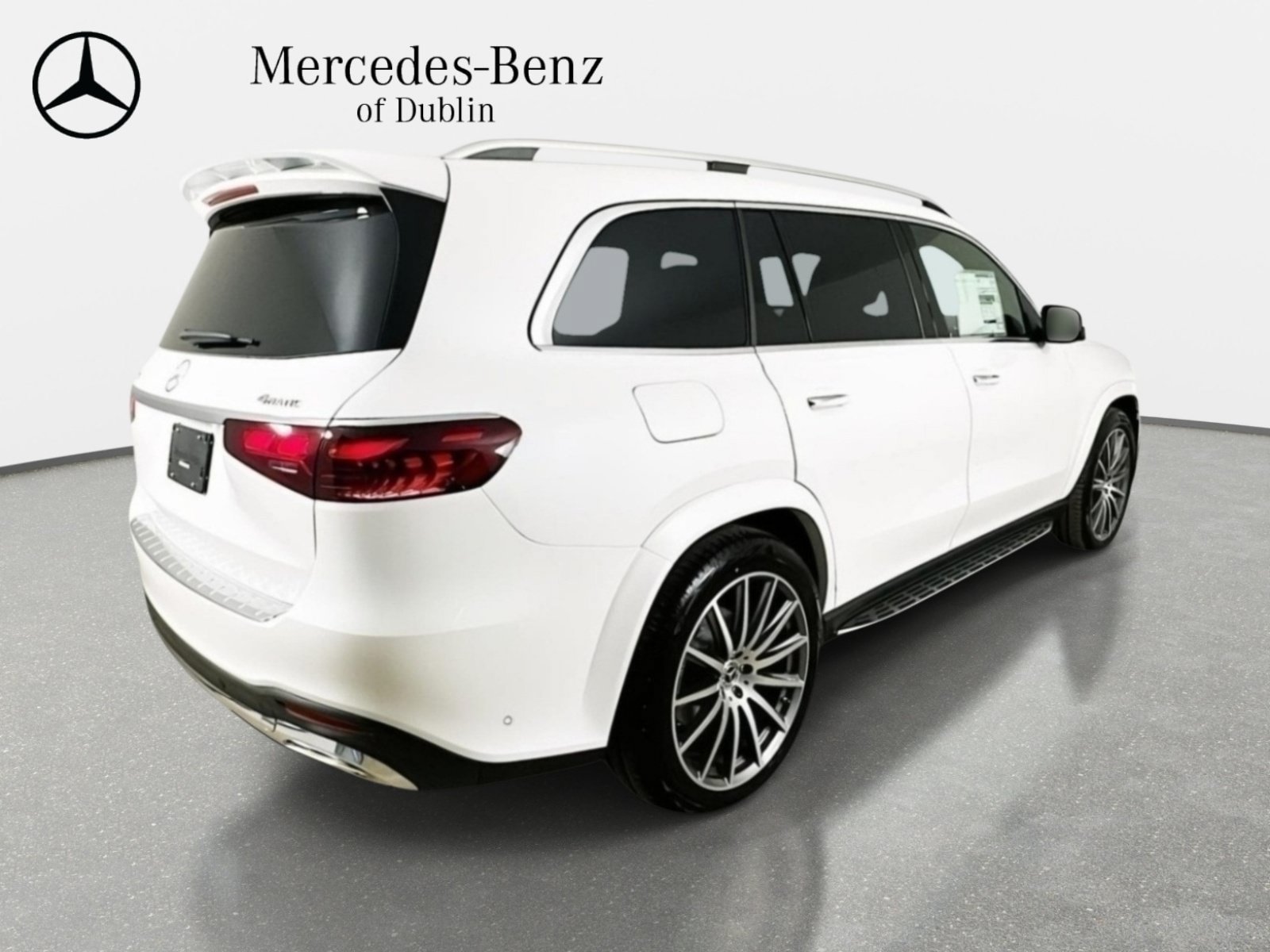 Used 2026 Mercedes-Benz GLS 580 4MATIC image 7