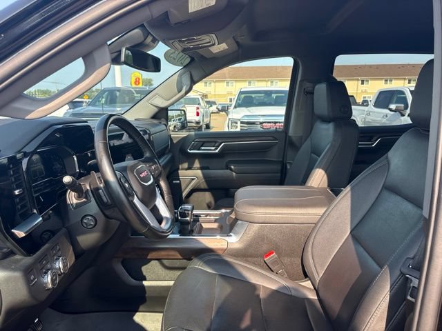 Used 2023 GMC Sierra 1500 SLT w/ SLT Convenience Package AWD/4WD image 14