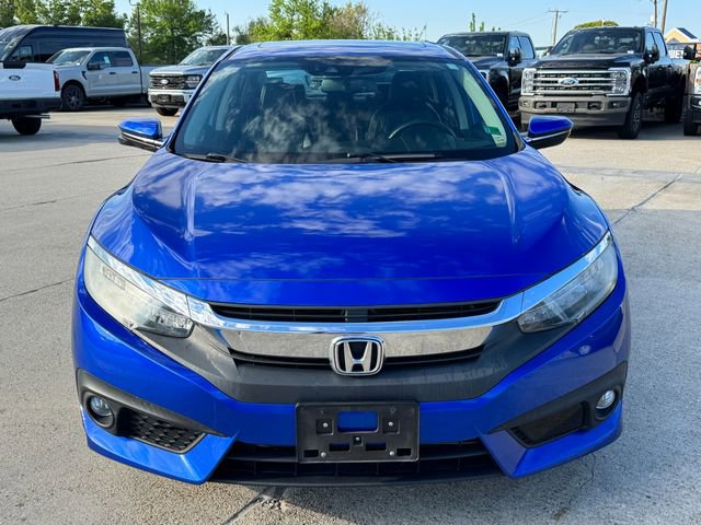 Used 2017 Honda Civic Touring image 2