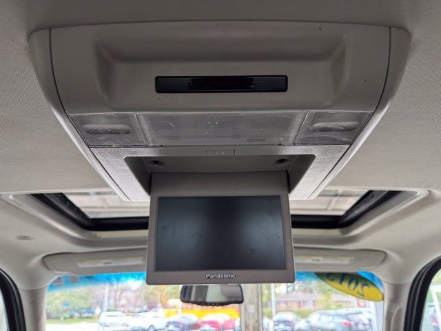 Used 2013 Chevrolet Avalanche LT w/ Suspension Package, Off-Road AWD/4WD image 17