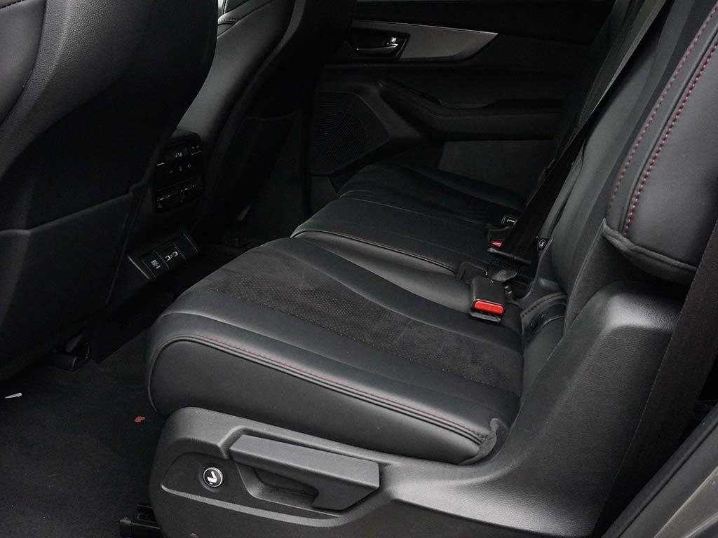 Used 2023 Acura MDX A-Spec image 30