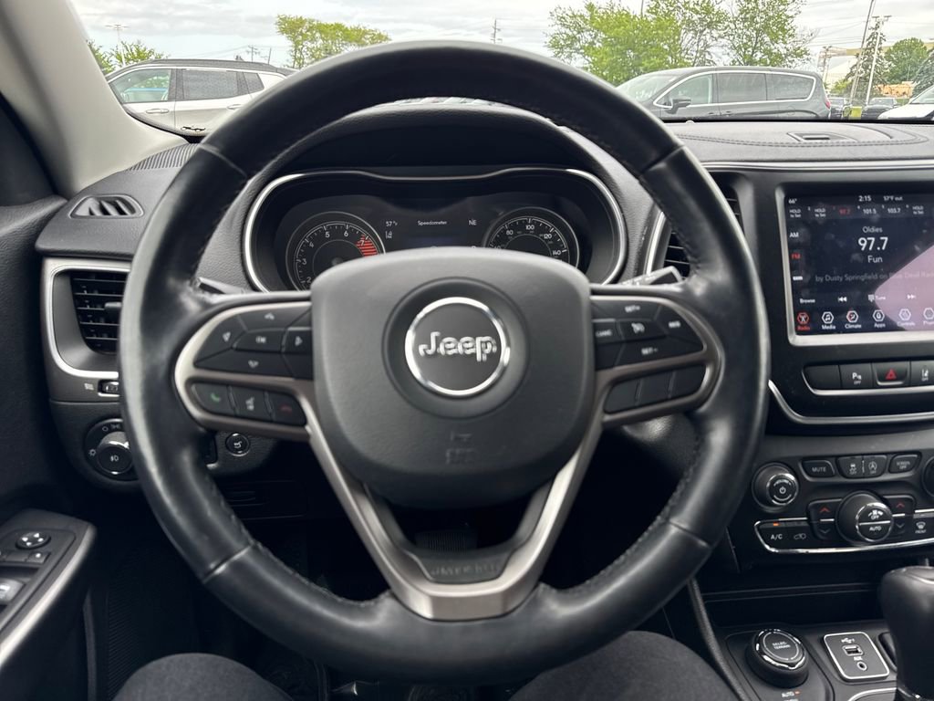 Certified 2021 Jeep Cherokee Latitude Lux w/ Comfort/Convenience Group AWD/4WD image 14