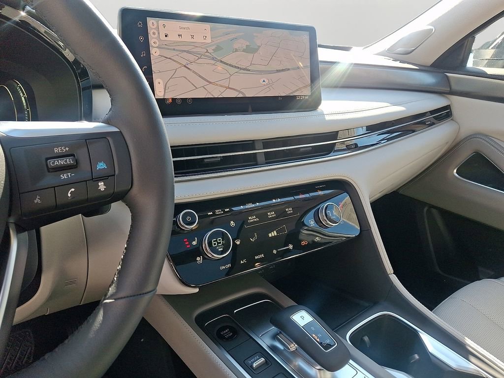 New 2026 INFINITI QX60 Luxe w/ Cargo Package image 9