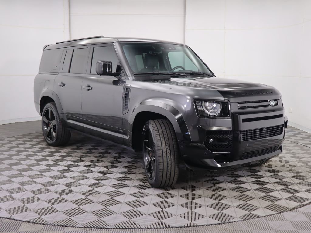 Used 2024 Land Rover Defender 130 X image 3