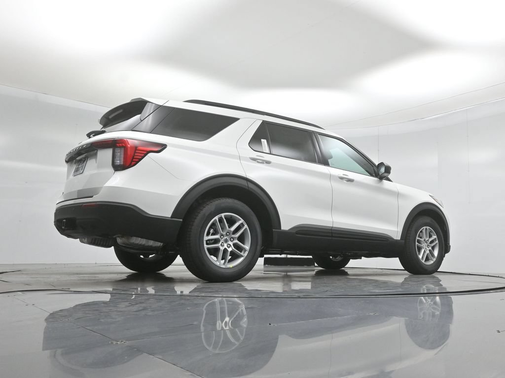 New 2026 Ford Explorer Active RWD image 46