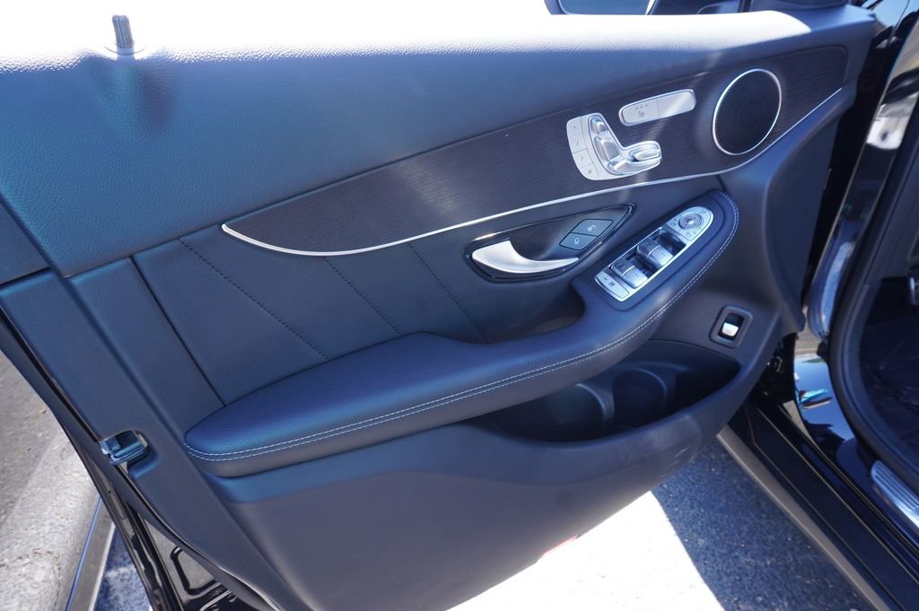 Used 2022 Mercedes-Benz GLC 300 image 14