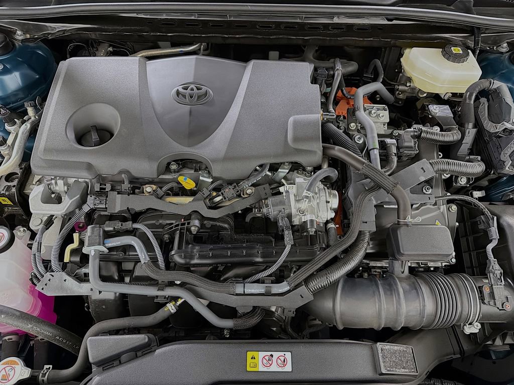 Used 2025 Toyota Camry LE FWD image 32