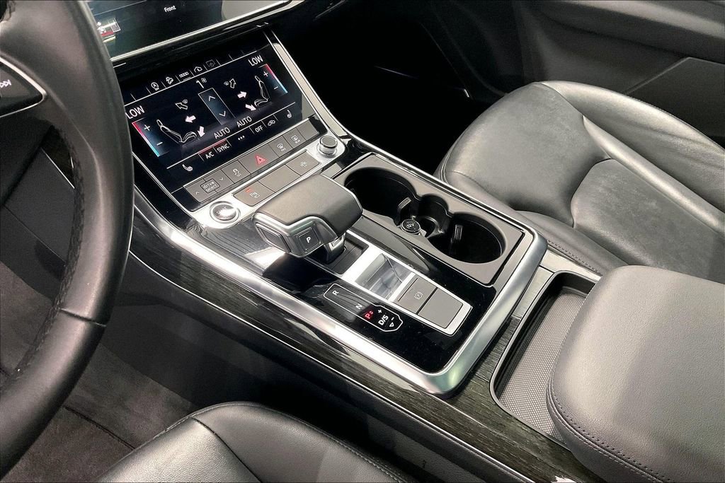 Used 2022 Audi Q7 3.0T Premium Plus w/ Premium Plus Package AWD/4WD image 15