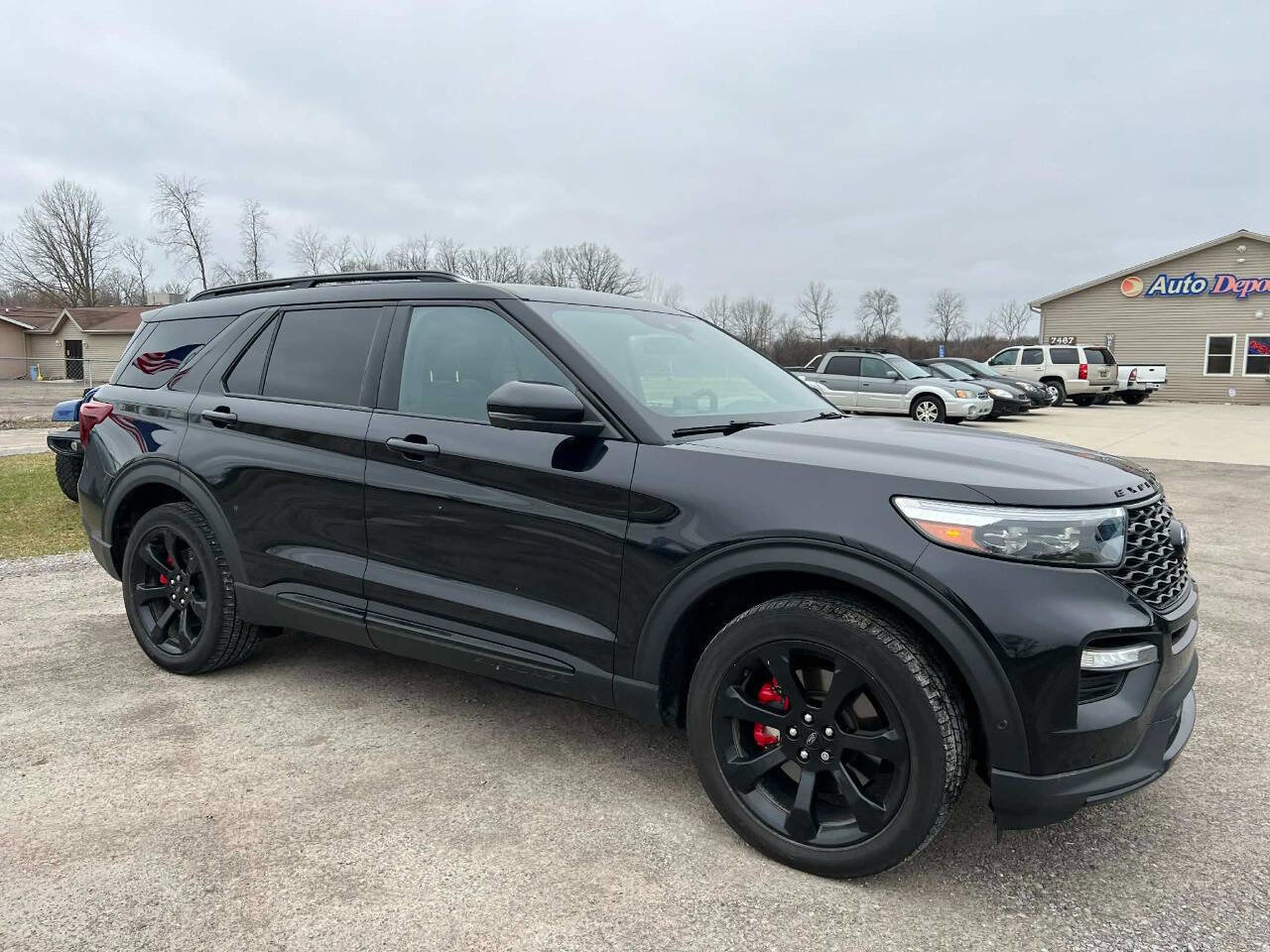 Used 2021 Ford Explorer ST w/ Equipment Group 401A AWD/4WD image 3