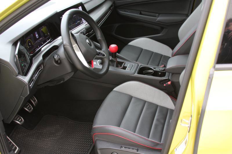 Used 2022 Volkswagen GTI Autobahn FWD image 22