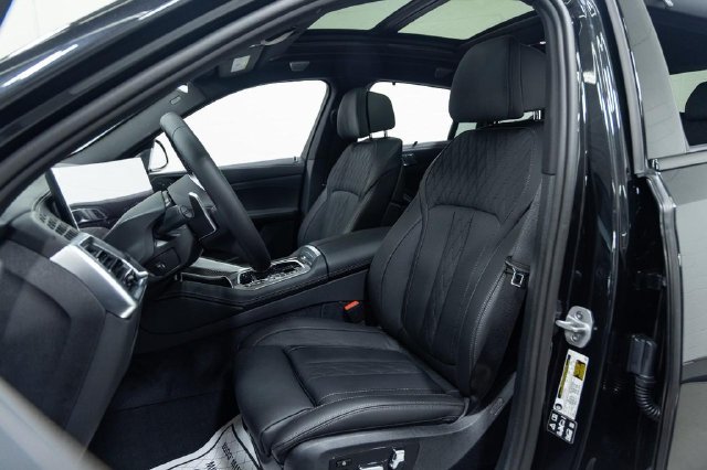 New 2027 BMW X6 M60i AWD/4WD image 24