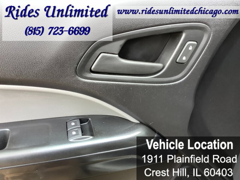 Used 2018 Chevrolet Colorado W/T RWD image 12