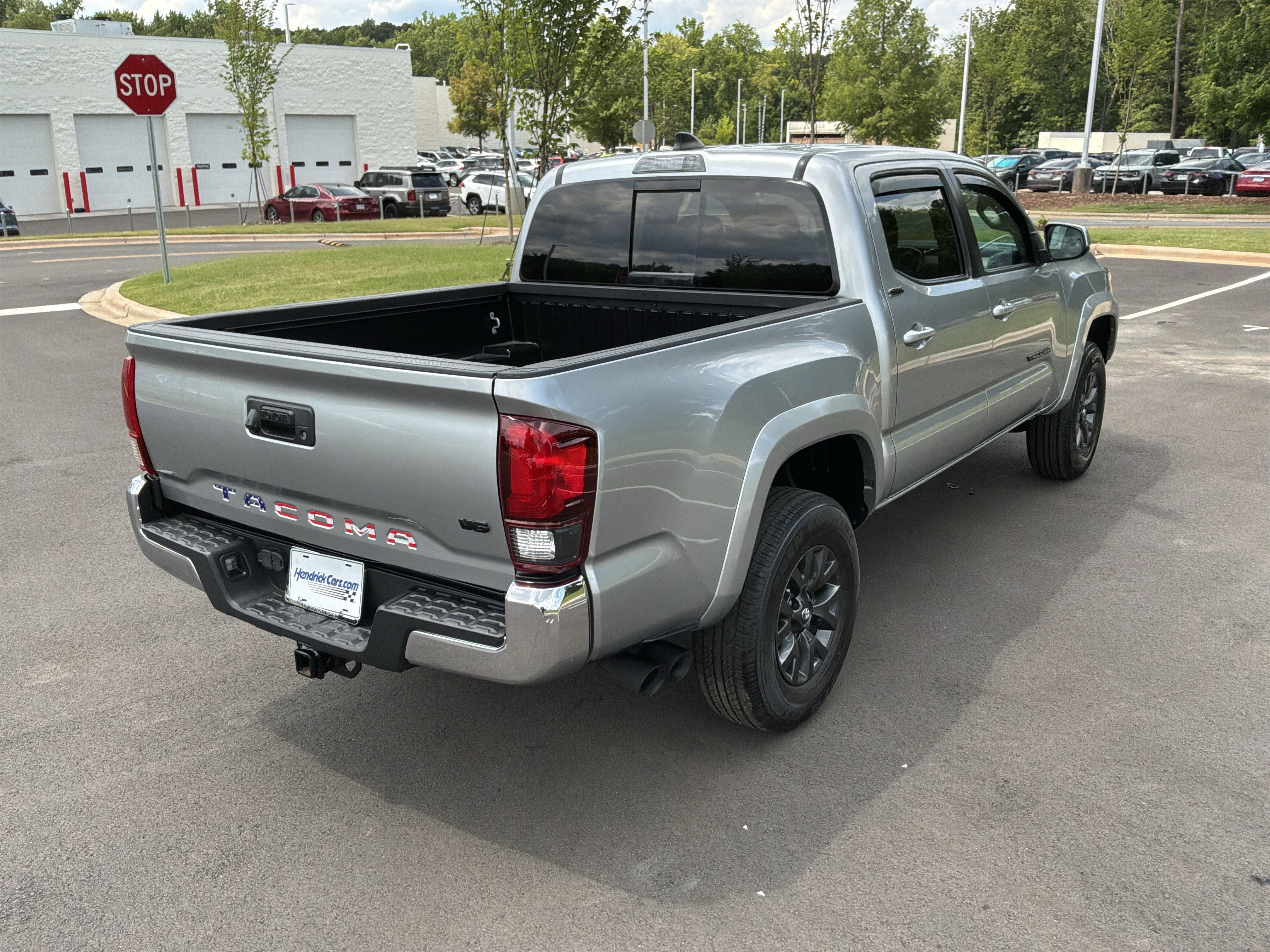 Used 2023 Toyota Tacoma SR5 RWD image 10