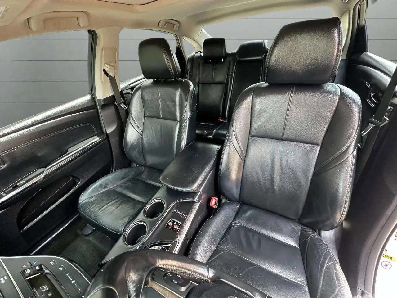 Used 2013 Toyota Avalon XLE Touring image 25