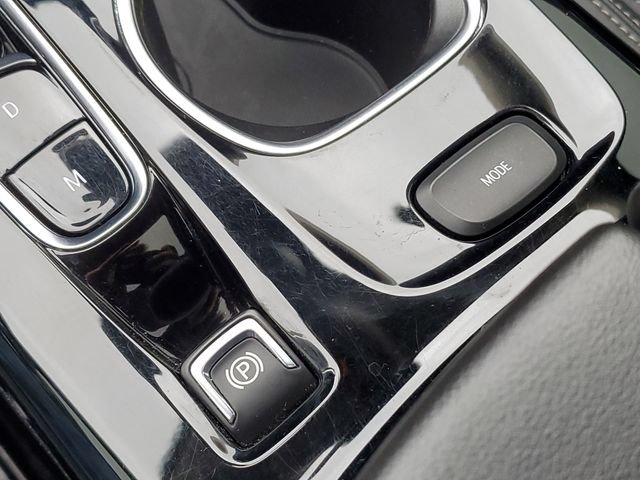 Used 2022 Buick Envision Avenir w/ Technology Package II AWD/4WD image 42