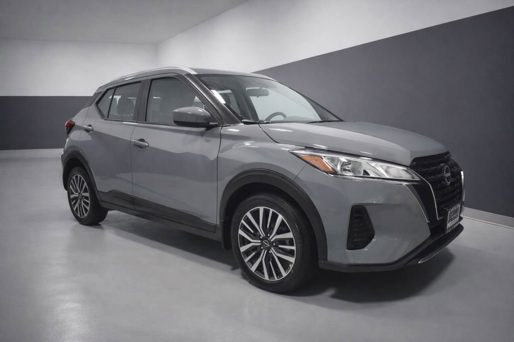 Certified 2023 Nissan Kicks SV image 7