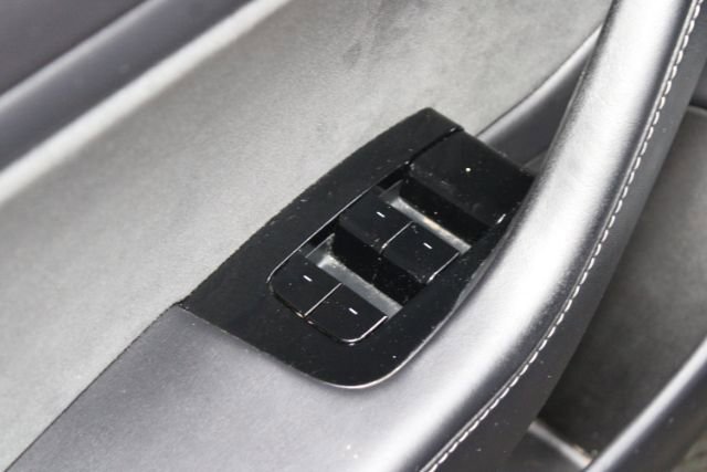 Used 2019 Tesla Model 3 Long Range AWD/4WD image 7