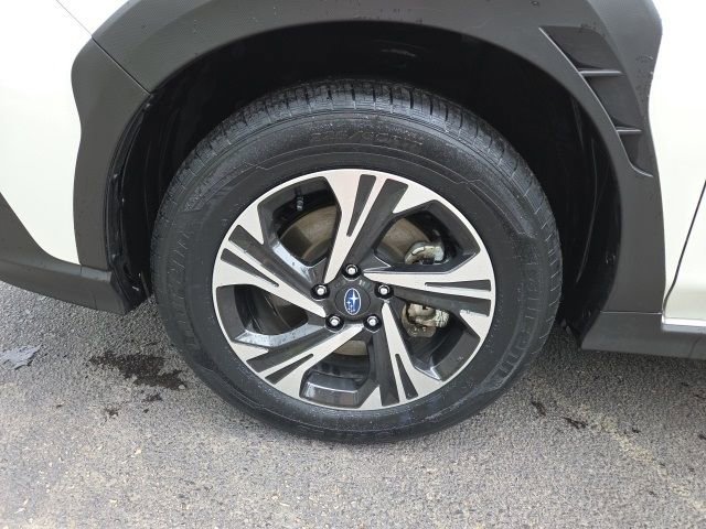 Used 2024 Subaru Crosstrek 2.0i Premium image 22