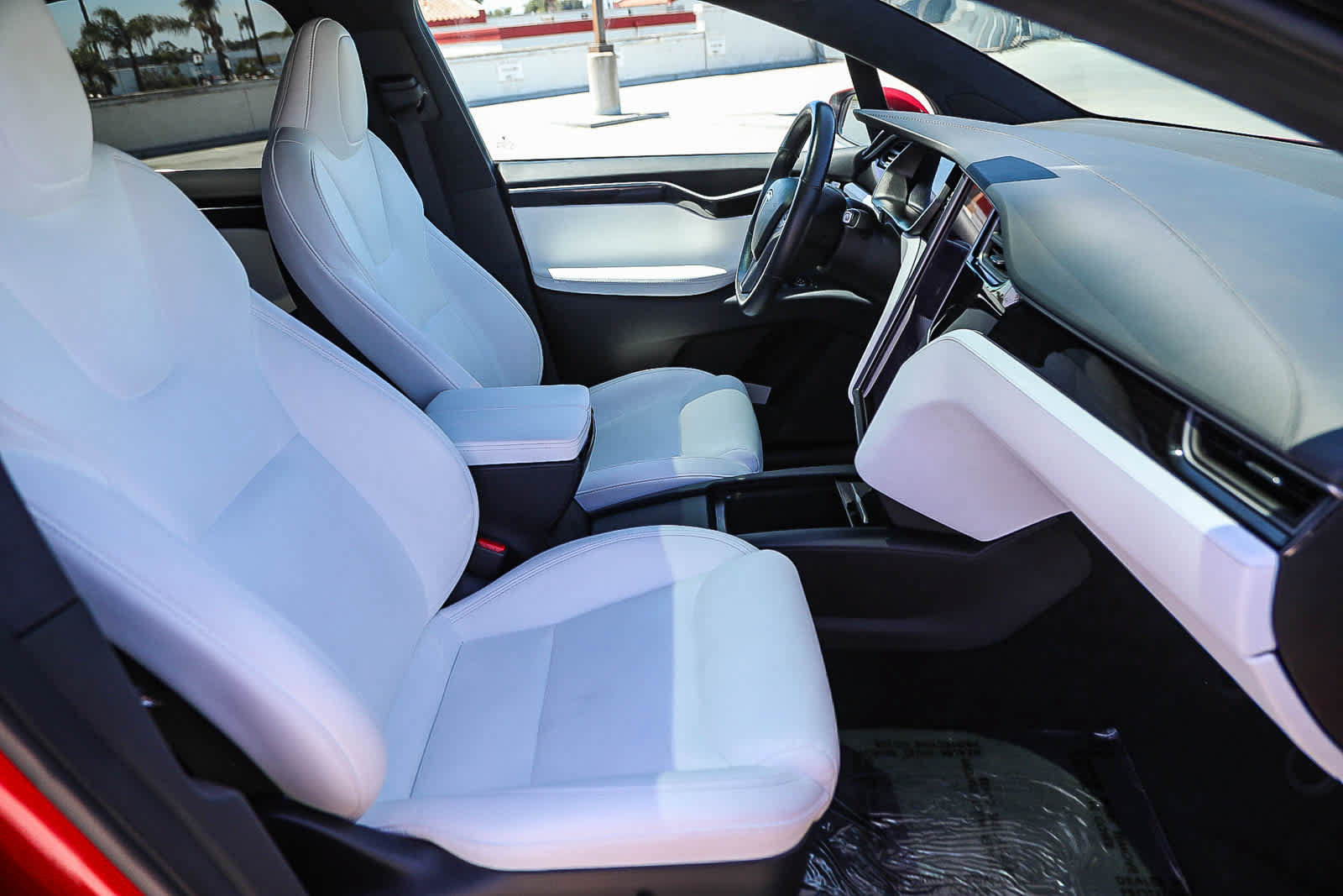 Used 2020 Tesla Model X Long Range AWD/4WD image 16