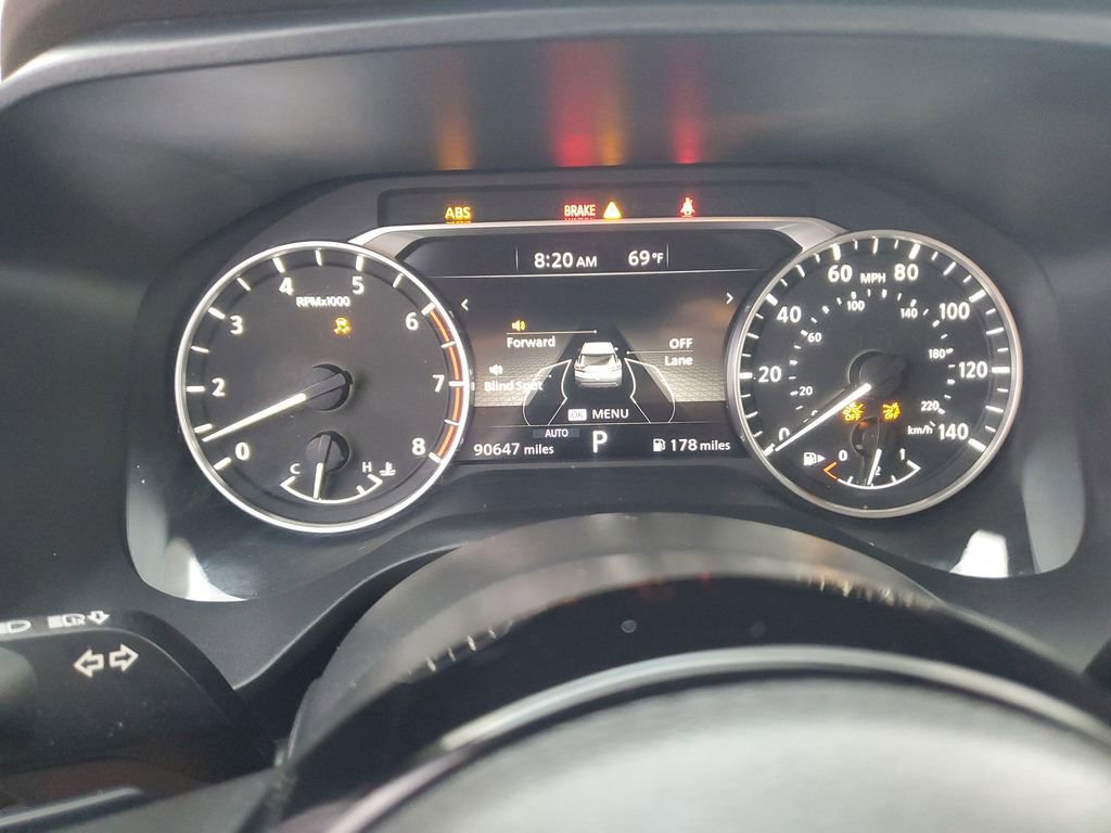 Used 2021 Nissan Rogue S image 34