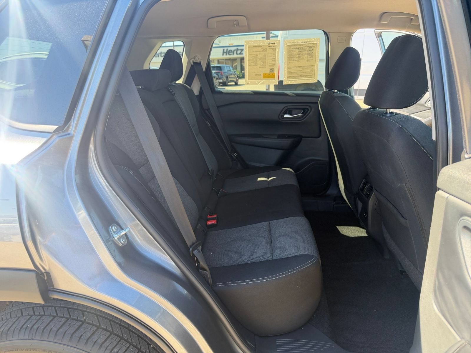 Used 2025 Nissan Rogue SV AWD/4WD image 41