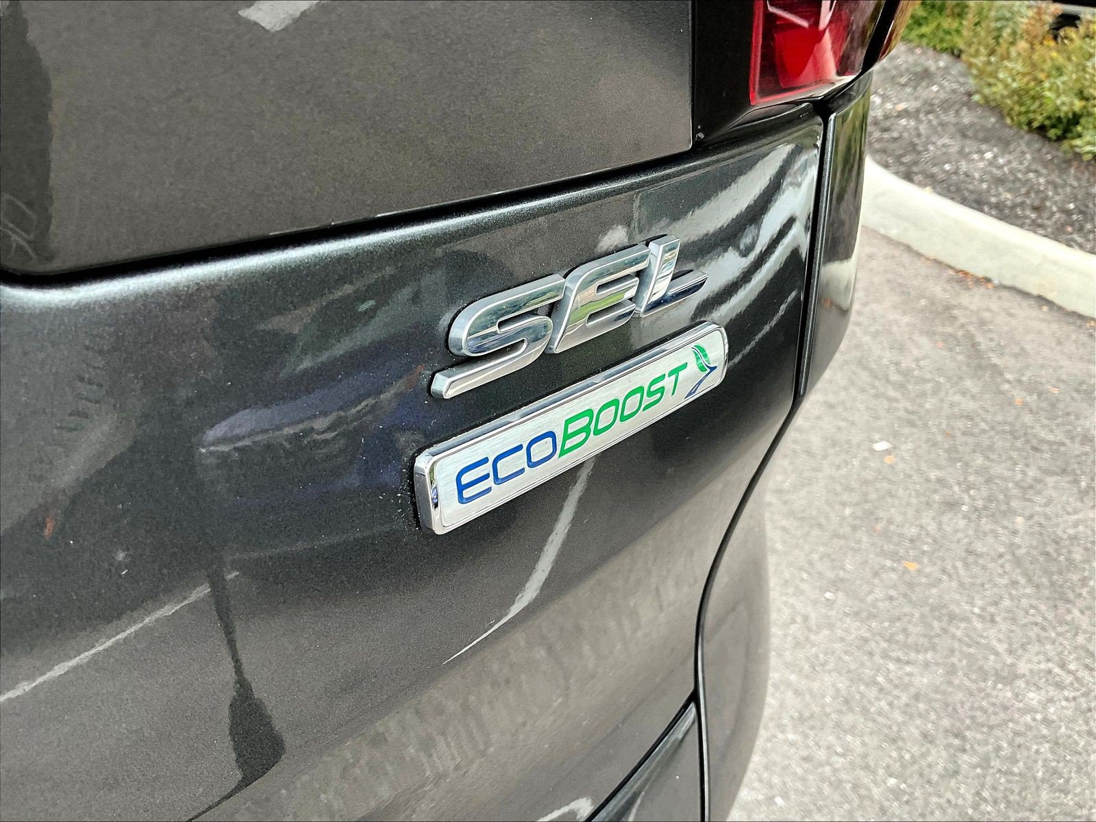 Used 2019 Ford Escape SEL FWD image 24