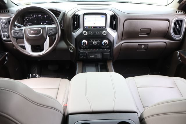 Used 2023 GMC Sierra 3500 SLT w/ SLT Premium Package AWD/4WD image 18