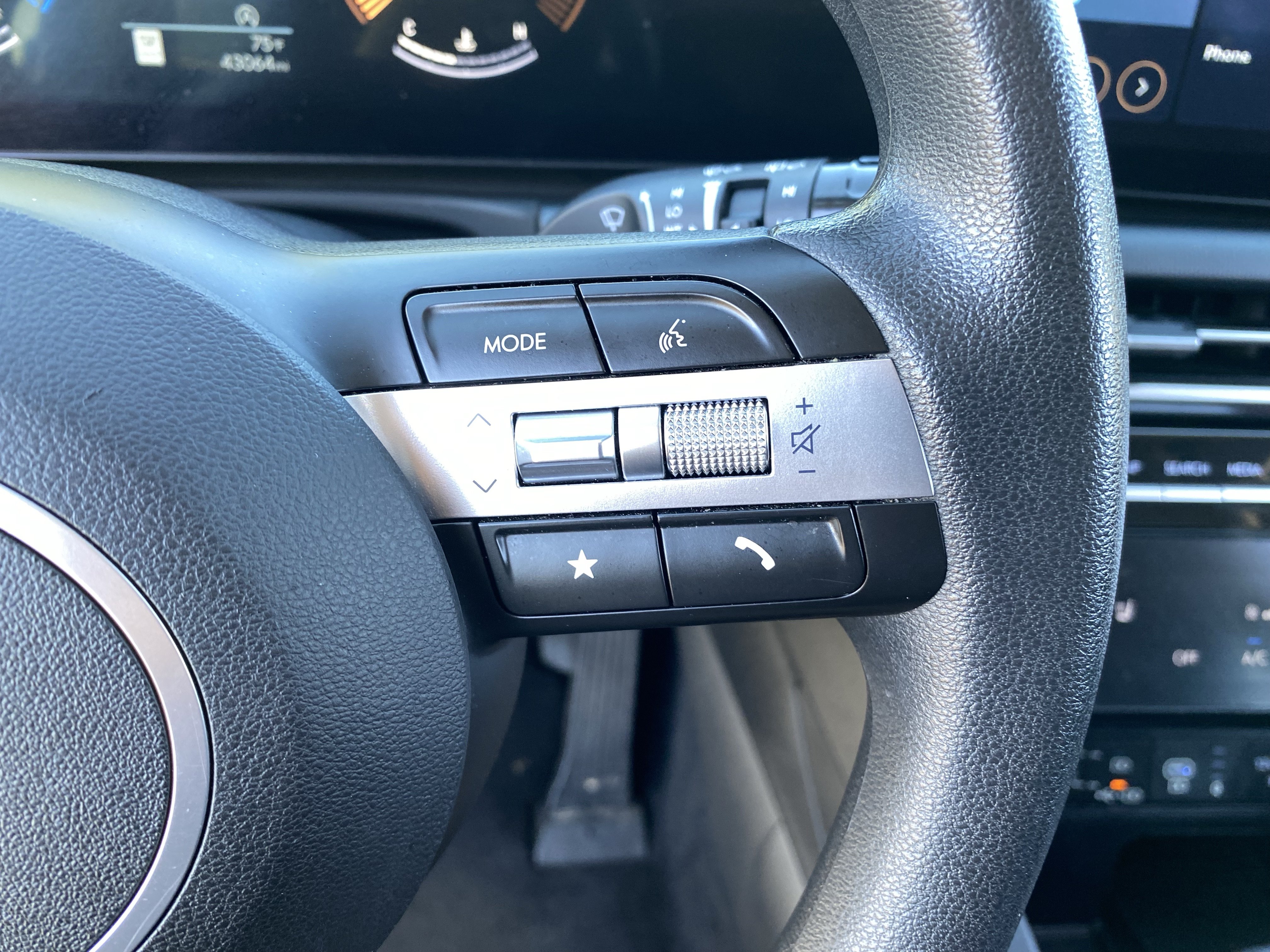 Used 2025 Hyundai Tucson SEL FWD image 29