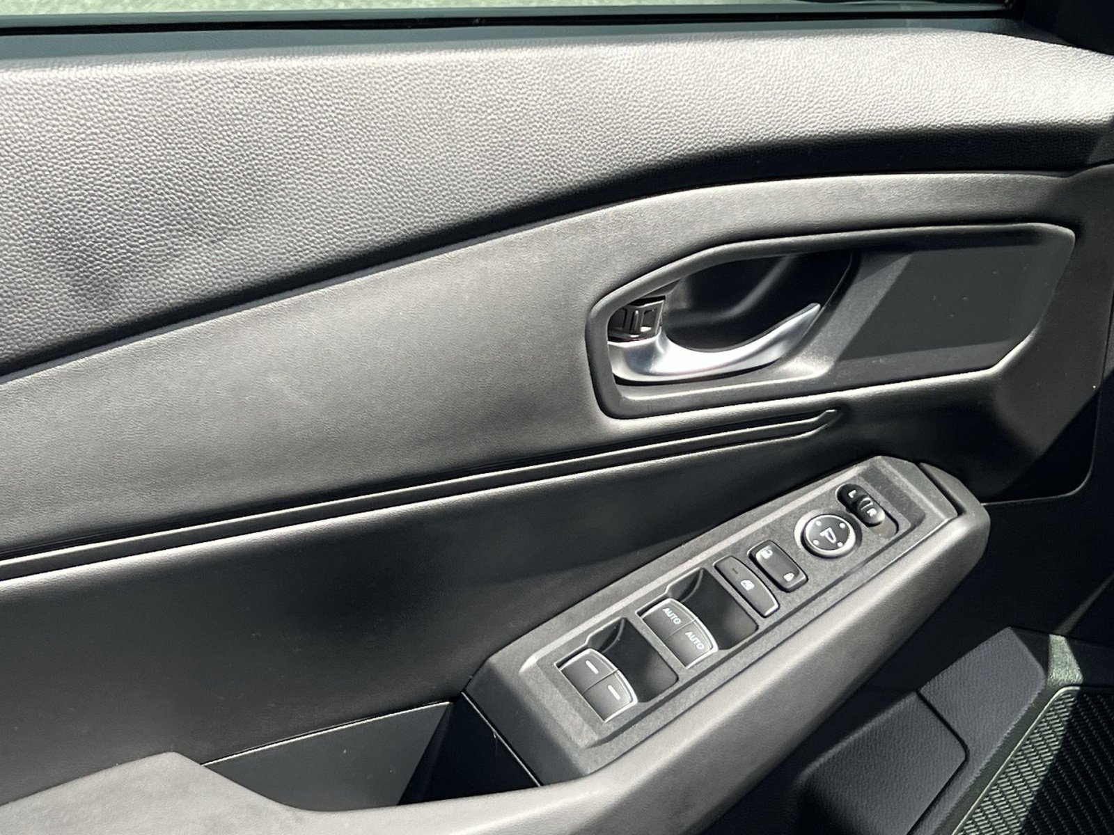 Used 2026 Honda Accord SE image 15