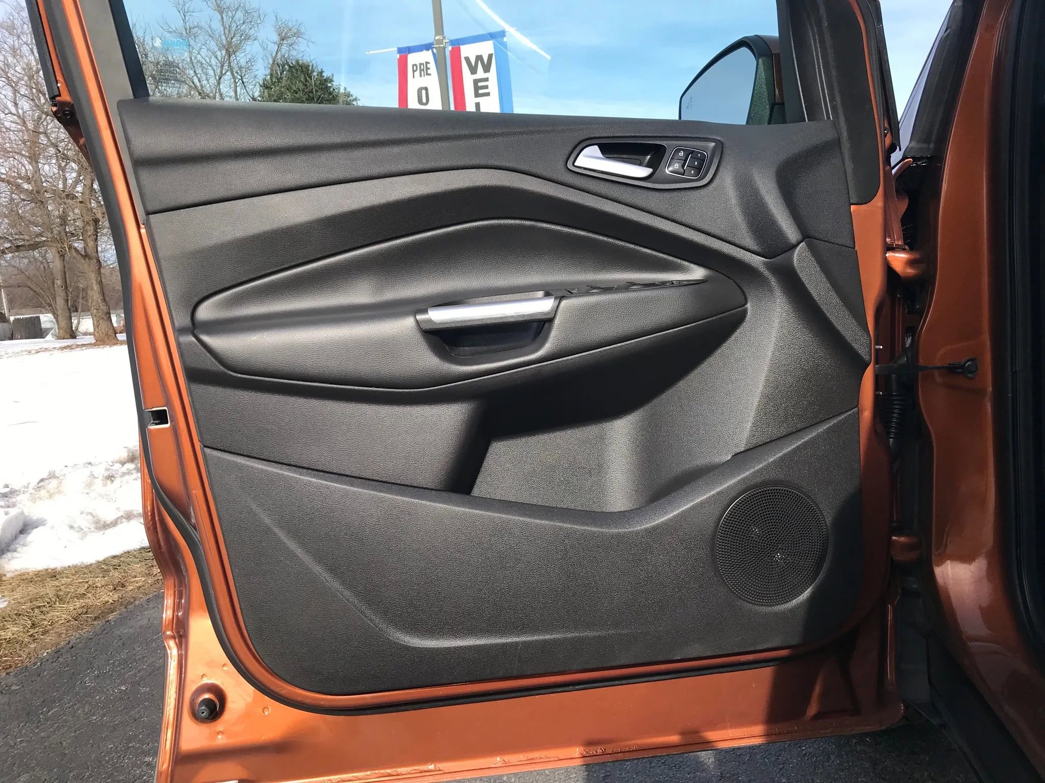 Used 2017 Ford Escape Titanium image 12