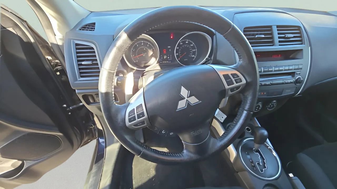 Used 2013 Mitsubishi Outlander Sport ES image 21