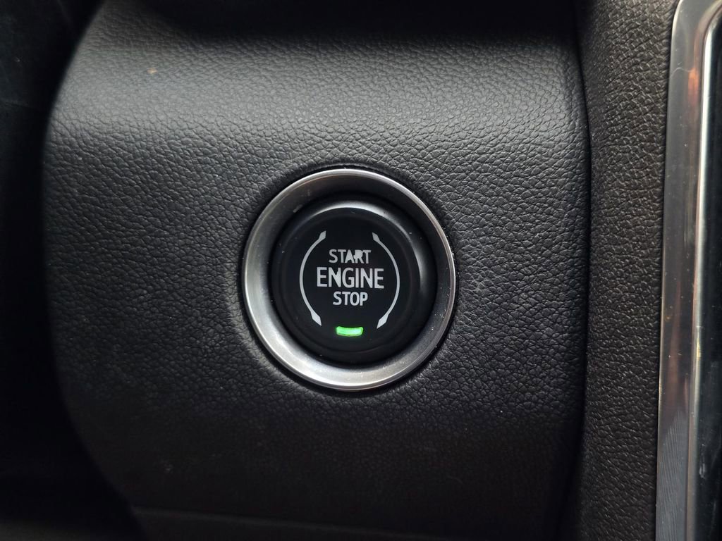 Used 2024 GMC Acadia Denali FWD image 21
