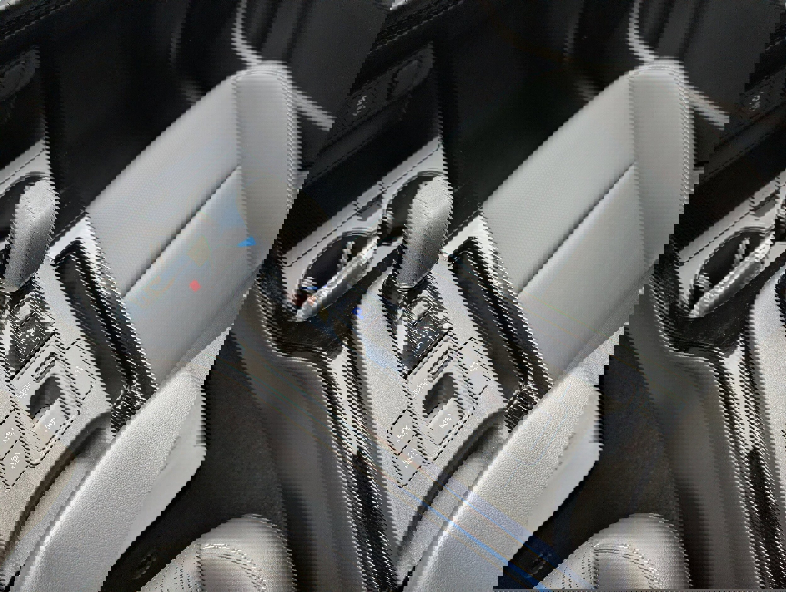 New 2026 Toyota Prius XLE image 18