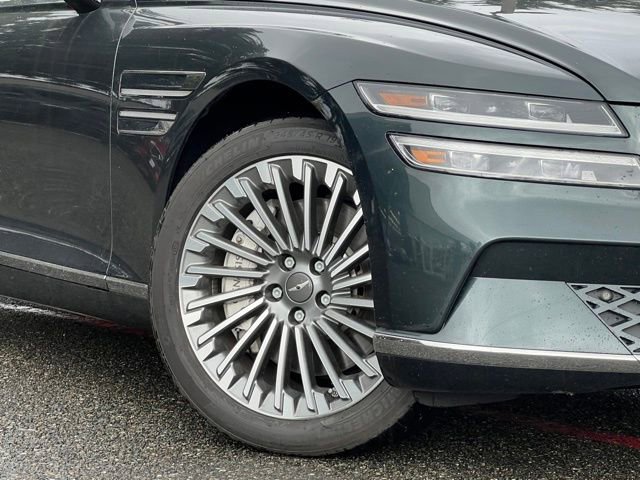 Used 2024 Genesis G80 image 2