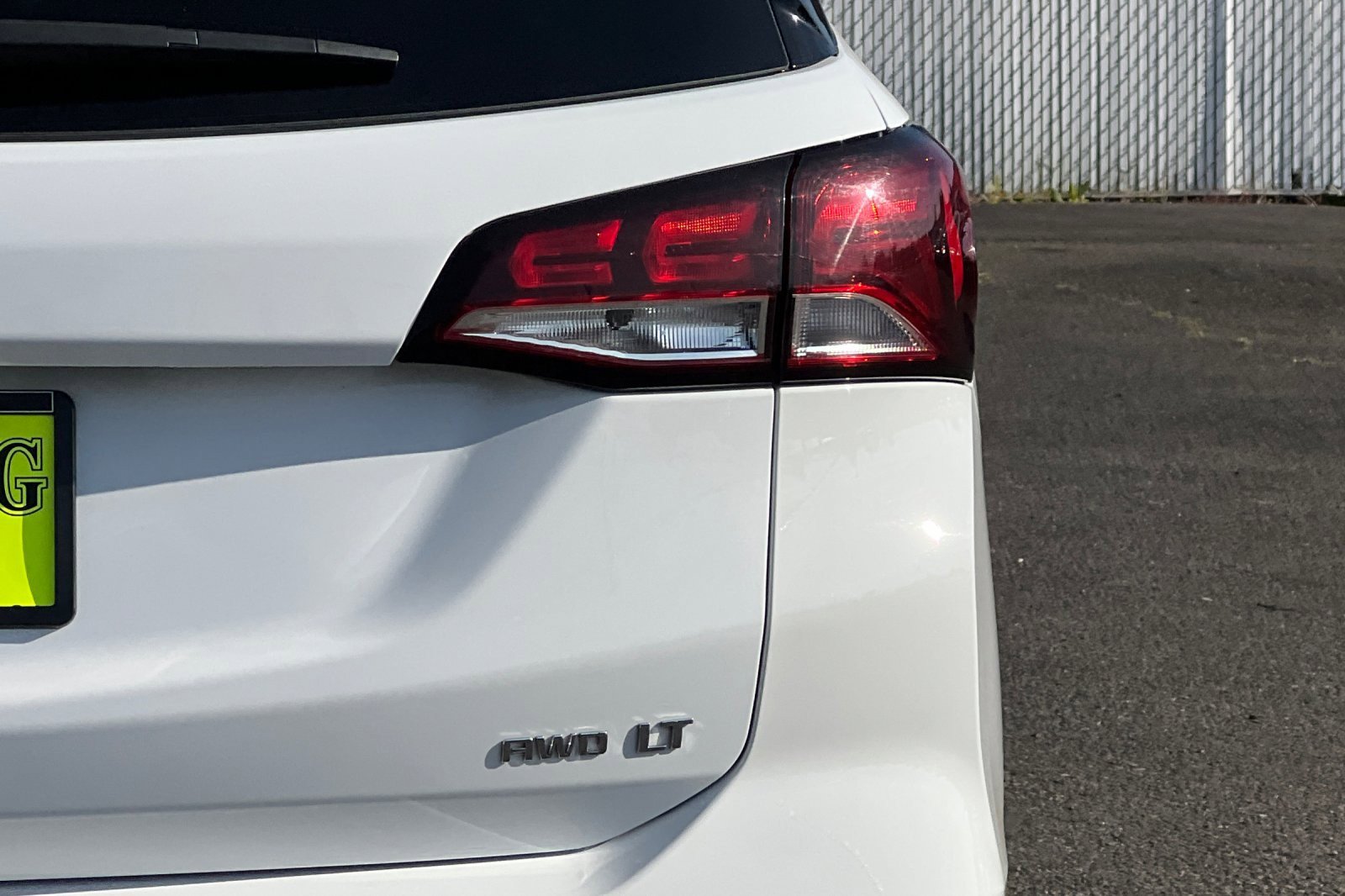 Used 2024 Chevrolet Equinox LT image 23