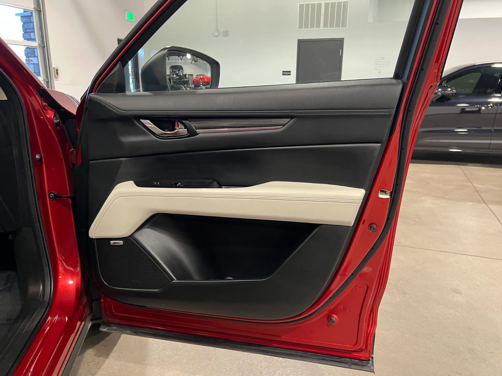 Used 2021 MAZDA CX-5 Grand Touring image 40