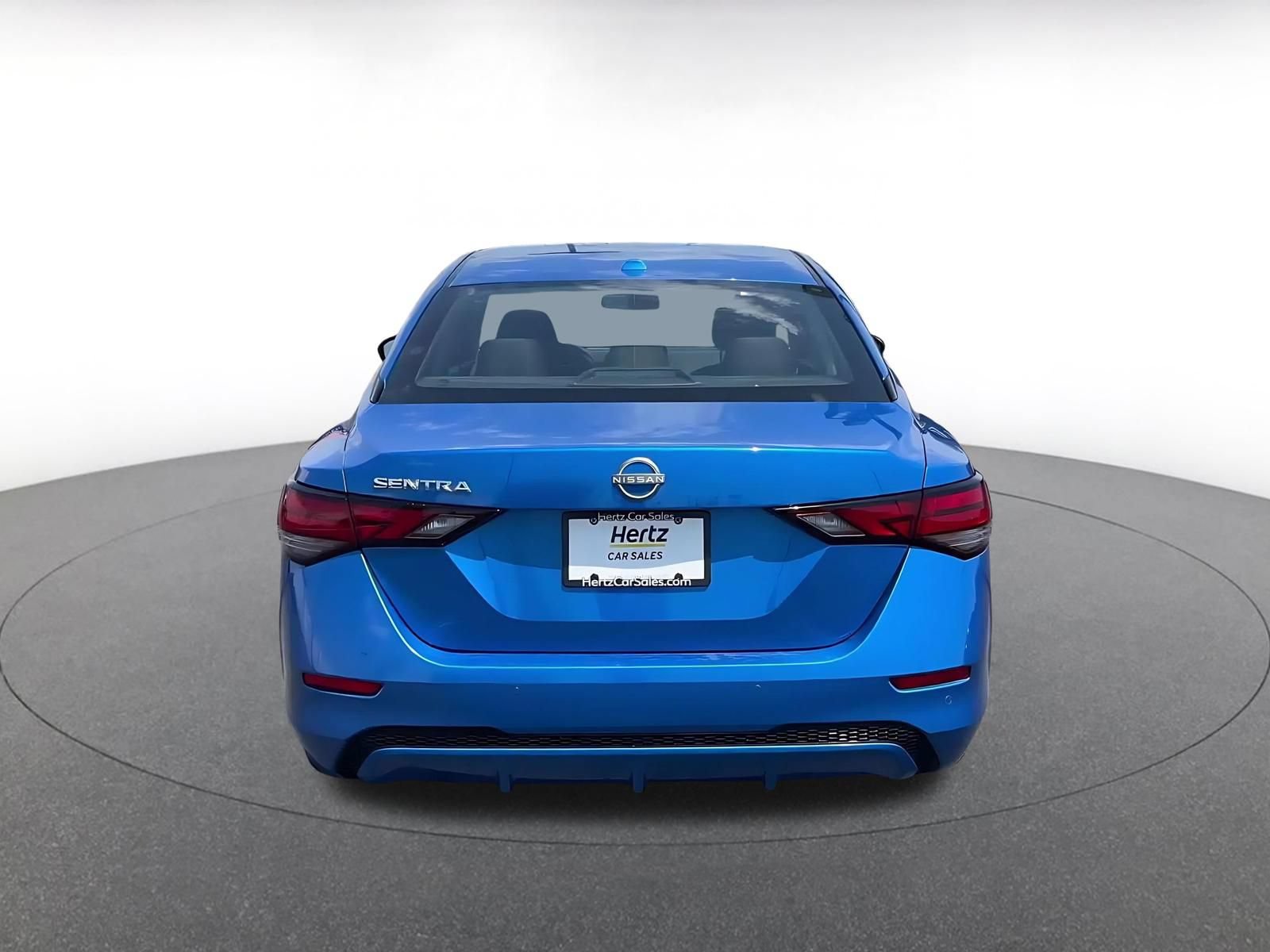 Used 2025 Nissan Sentra SV FWD image 10