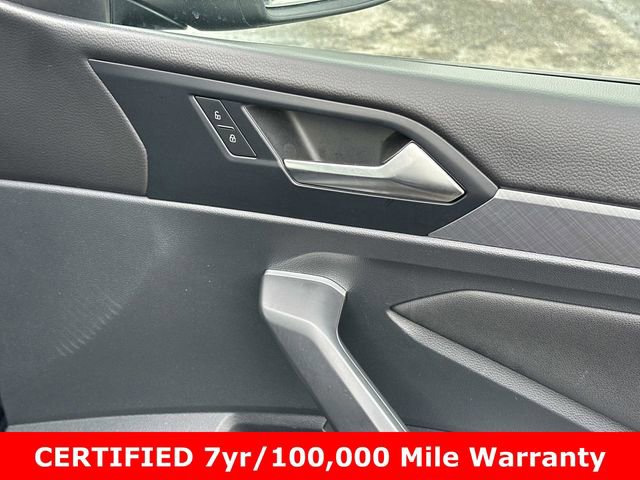 Used 2024 Volkswagen Jetta SE image 9