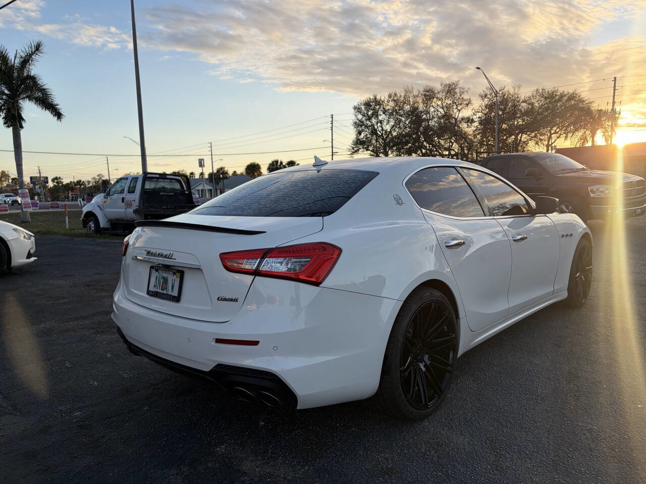 Used 2018 Maserati Ghibli GranSport image 8