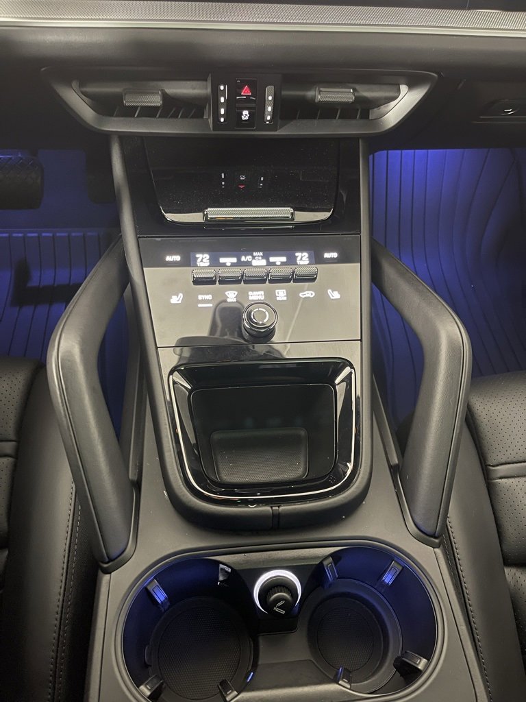 Certified 2024 Porsche Cayenne image 34