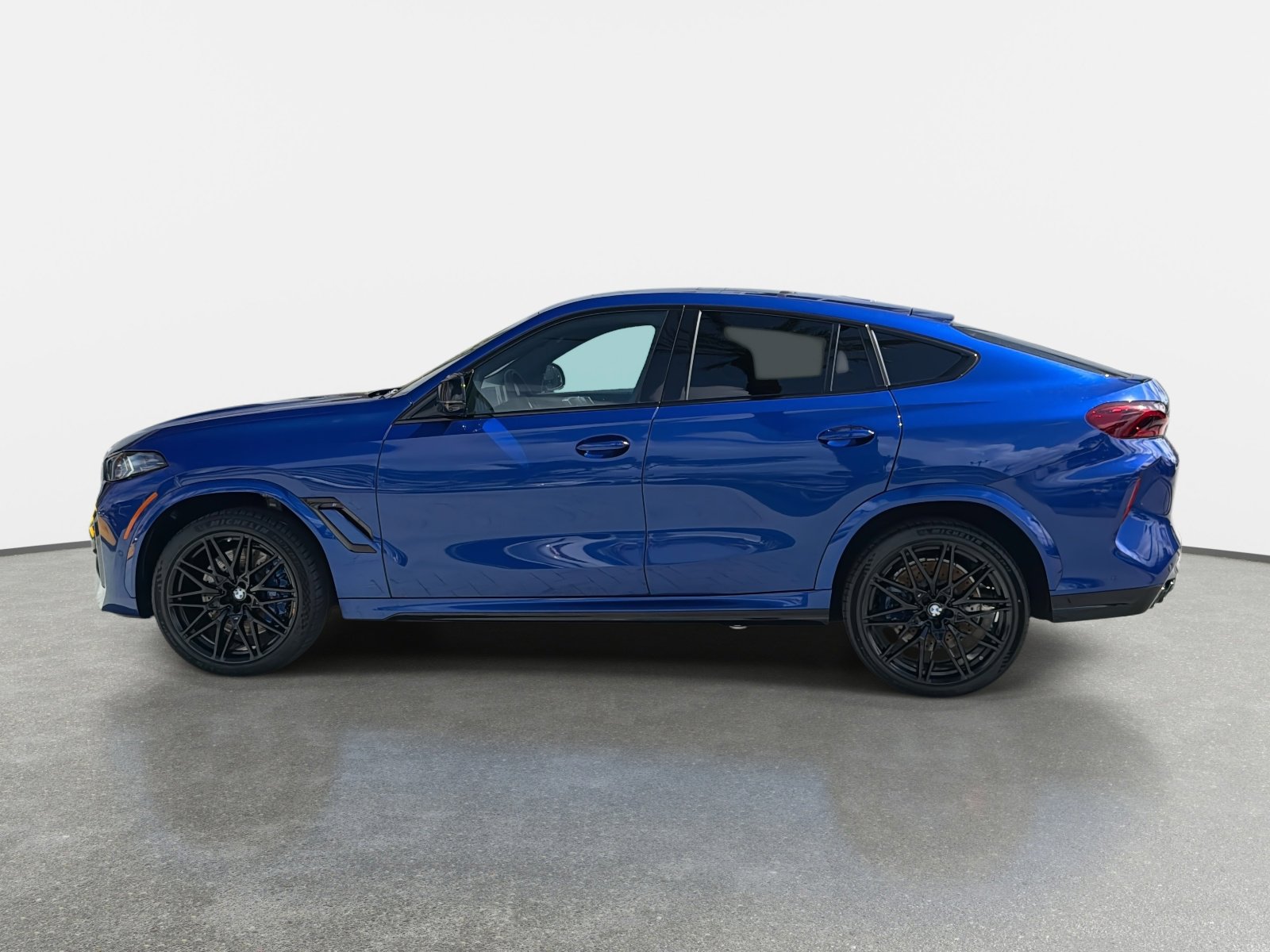 Used 2026 BMW X6 M Competition image 6