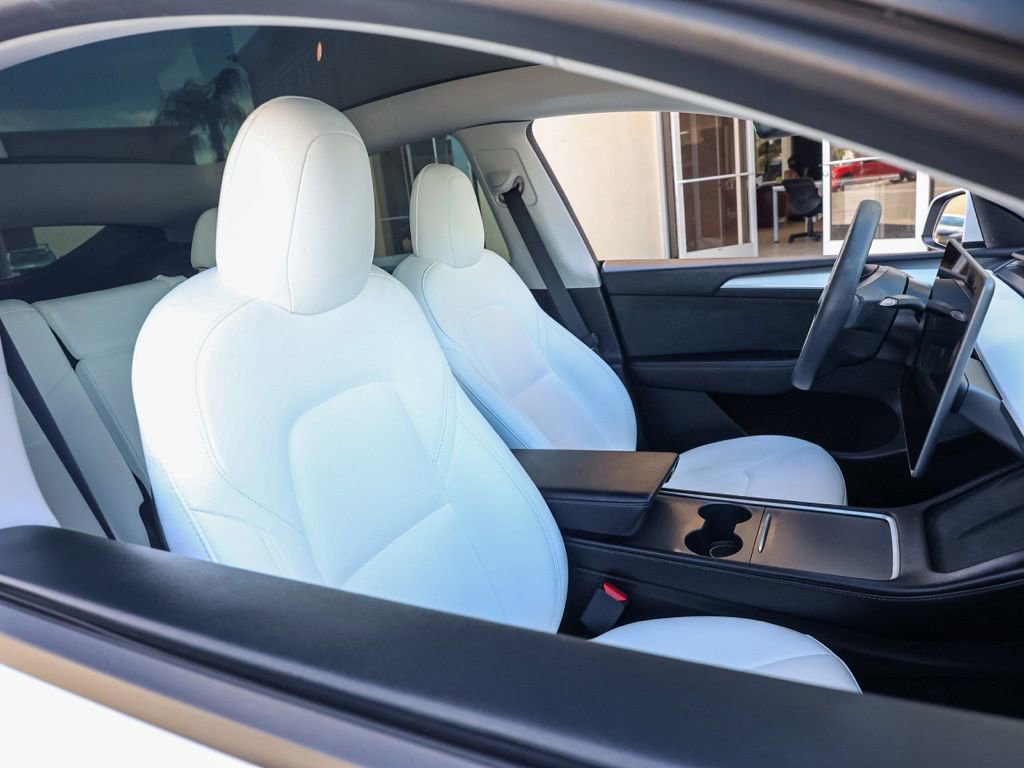 Used 2023 Tesla Model Y Long Range image 21