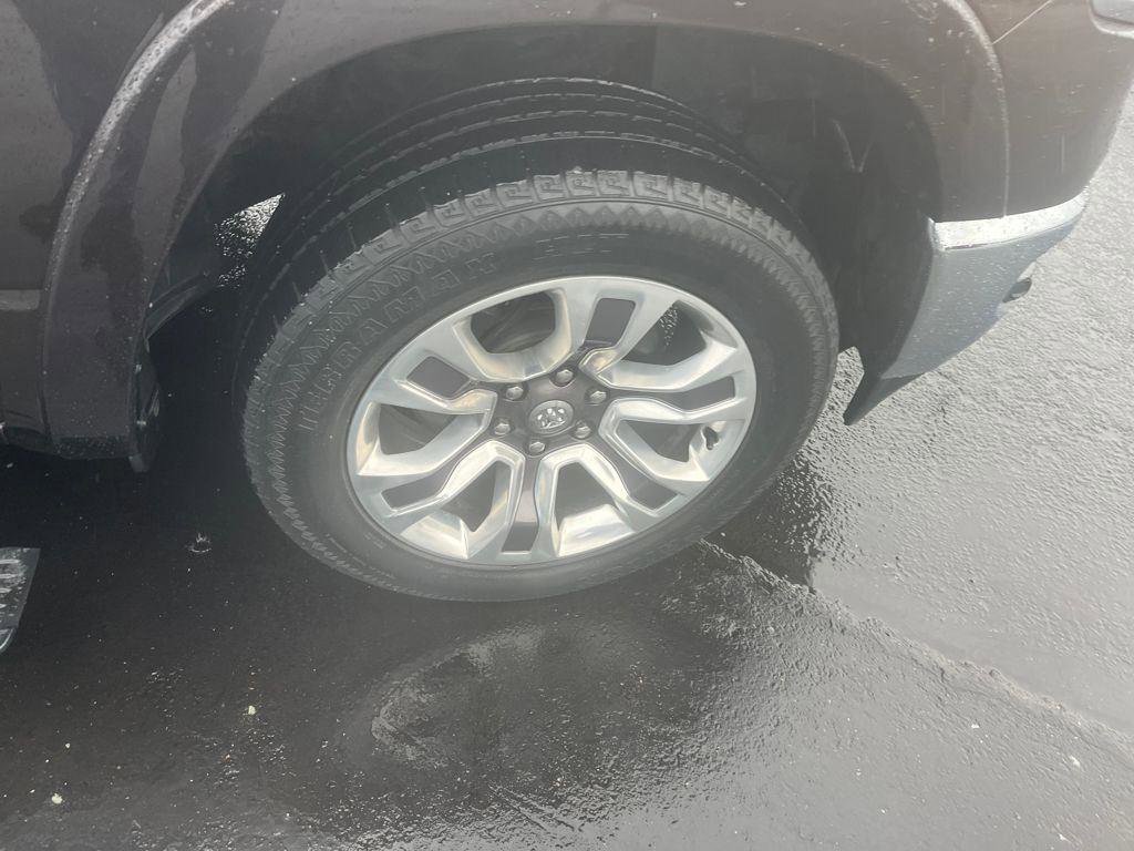 Used 2019 RAM 1500 Limited AWD/4WD image 31