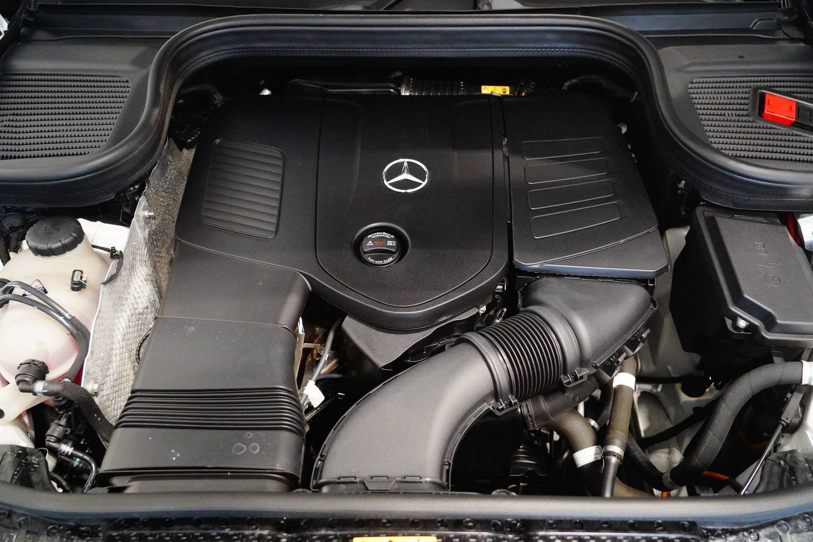 Certified 2024 Mercedes-Benz GLE 350 4MATIC image 29
