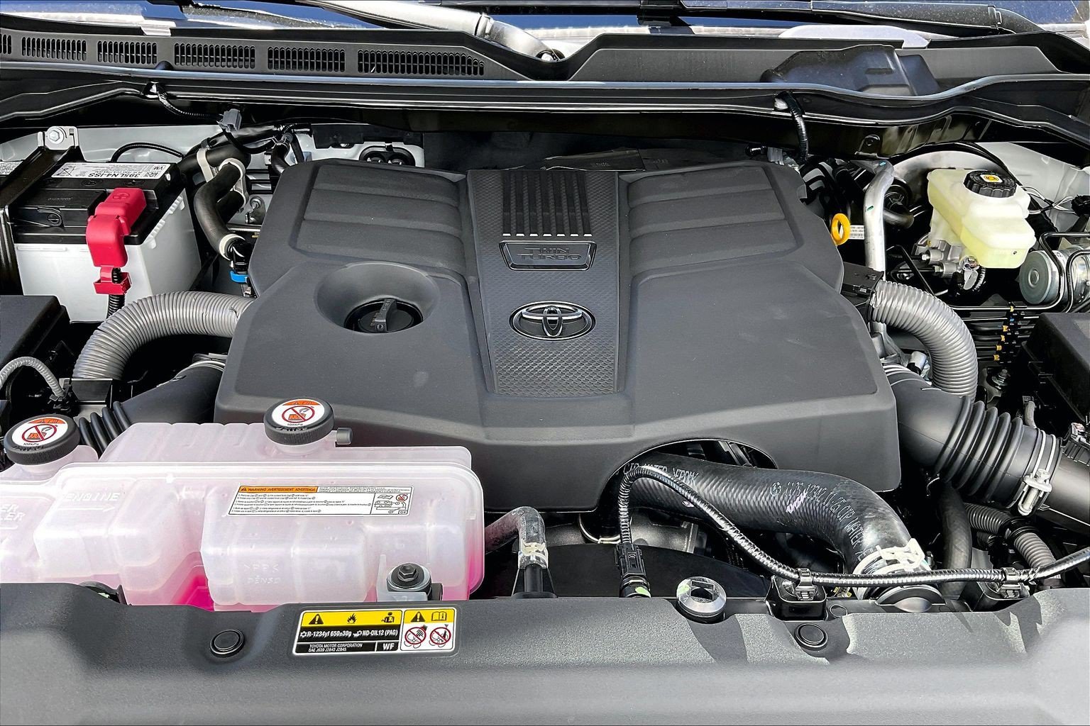 New 2026 Toyota Tundra Platinum AWD/4WD image 14