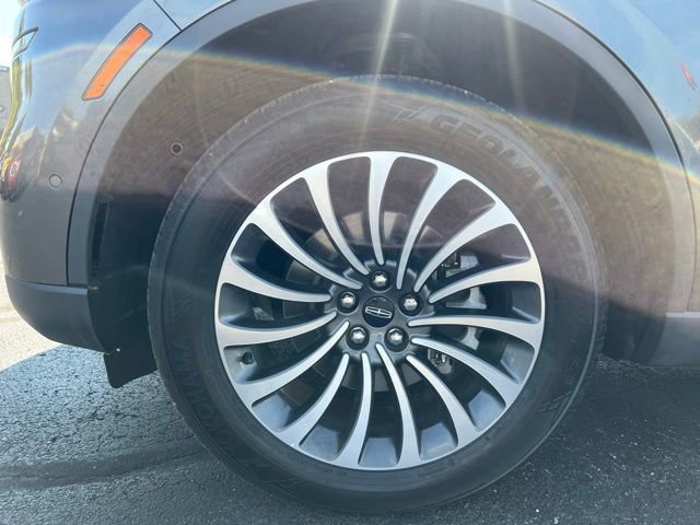 Used 2020 Lincoln Aviator Reserve w/ Equipment Group 201A image 24