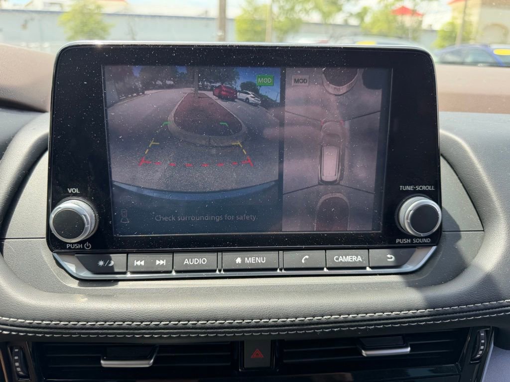 Used 2021 Nissan Rogue SV image 31