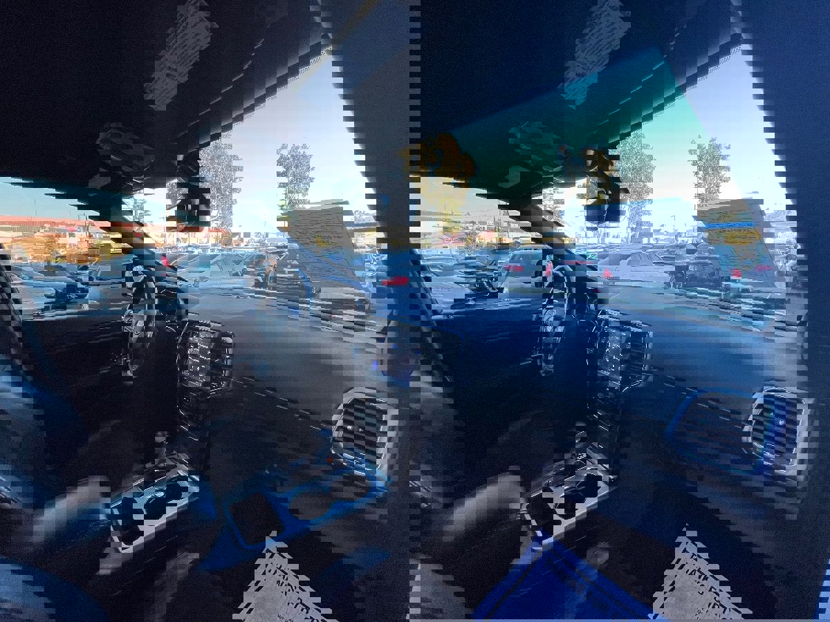 Used 2018 Jeep Grand Cherokee Altitude image 12